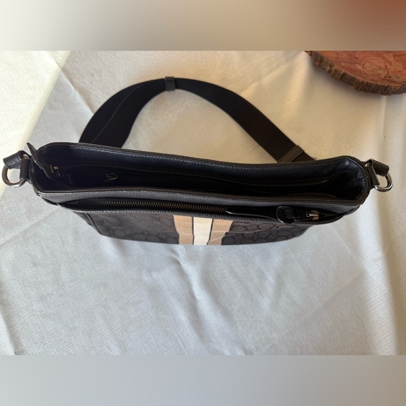 COACH Thompson Crossbody In Signature Jacquard With Varsity Stripe-unisex - Picture 6 of 17